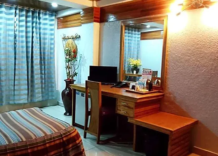 Hotel Citi 4*